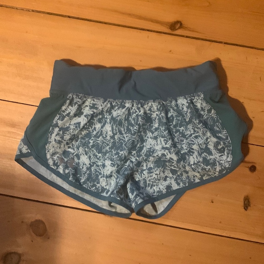 Under armor shorts XS